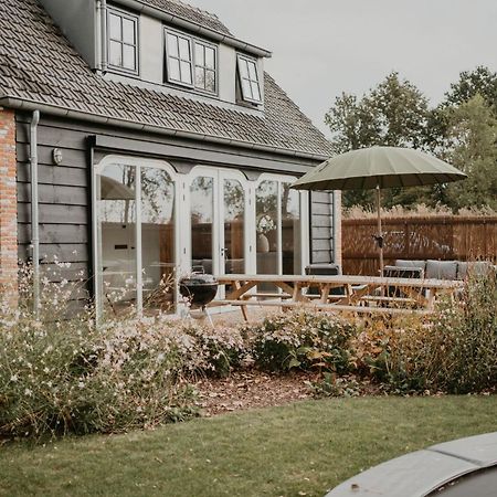 Nieuw Landelijk Vakantiehuis Aan Zee Oostkapelle Exterior photo